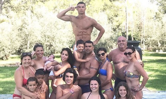 Cristiano Ronaldo shares new family snap on social media