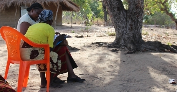 Learning literacy as a family in Mozambique