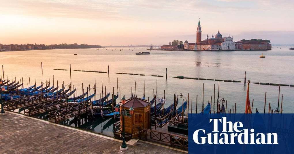 Covid-19 throws Europe's tourism industry into chaos | World news | The Guardian -