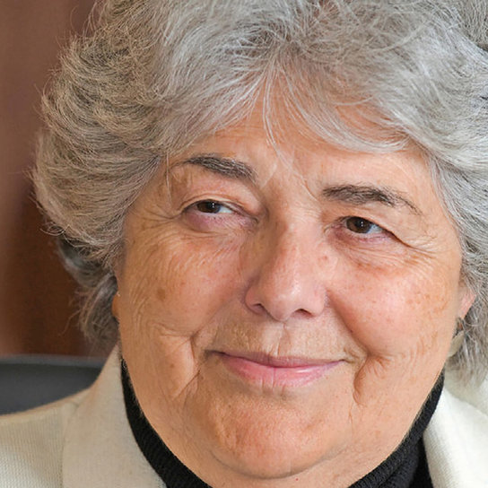 Maria de Sousa, Leading Portuguese Scientist, Dies at 80 - The New York Times -