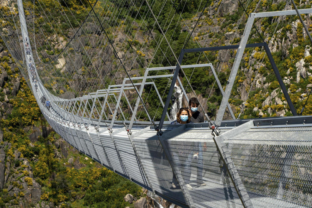 High jinx: New Portuguese bridge not for the faint-hearted -